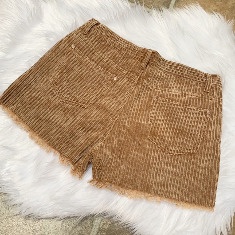 POL Camel Frayed Hem Corduroy Shorts - Picture 9 of 12